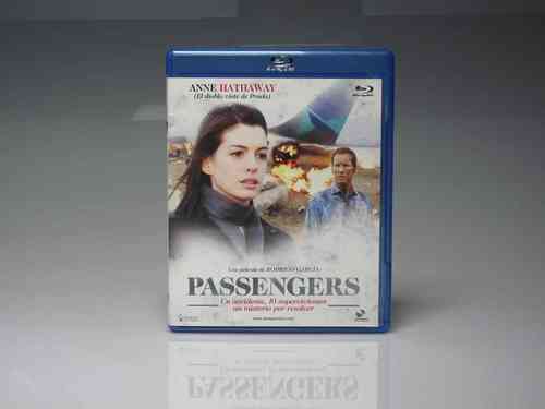 Blu-ray Disc "Passengers" (SEMI-NEW)