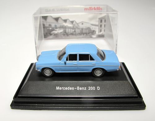 Mercedes-Benz 200 D light blue 1:87