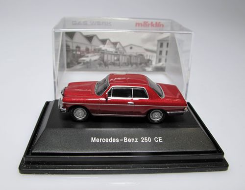 Mercedes-Benz 250 CE Bordeaux 1:87